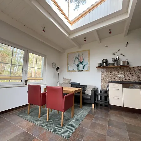 Kuestenferienhaus 度假居 Stahlbrode