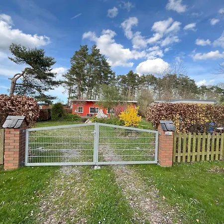 Kuestenferienhaus 度假居 Stahlbrode